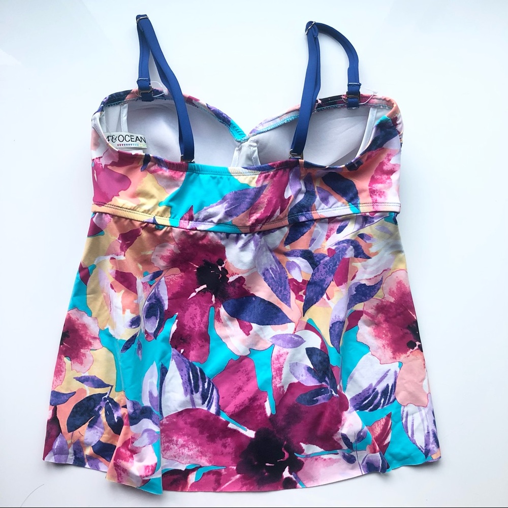 NEW 24th & Ocean Women’s swim top in pink/blue -size small - Picture 3 of 9